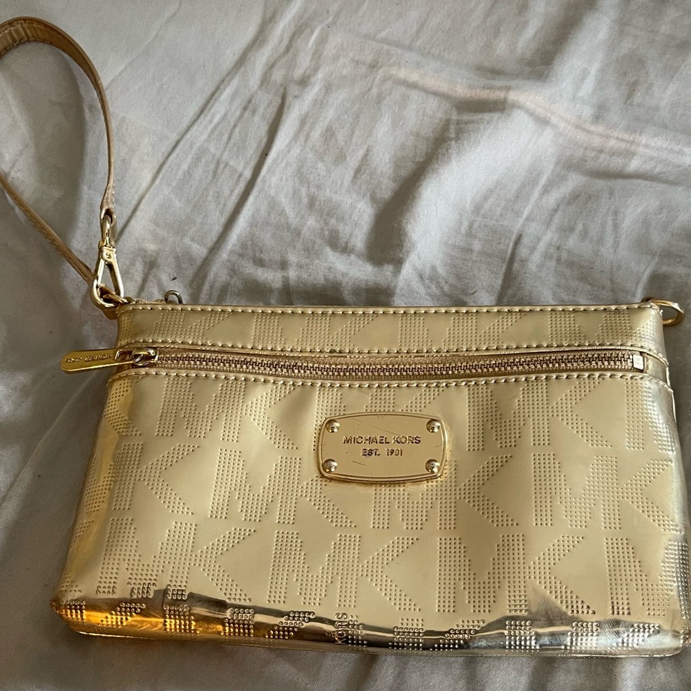 Gold Michael KORS Wristlet